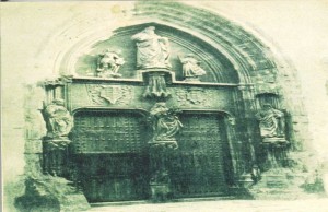 Icon of COLEGIATA-puerta Apostoles2