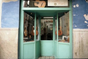 Icon of Gandia Tienda Guitarras Andrés Marti